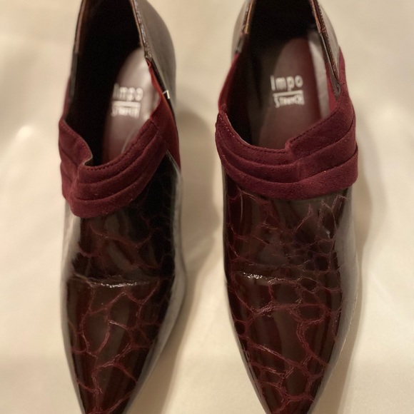 Gorgeous NEW Impo Stretch Brown Bordeaux Crocodile Embossed 3” Heel size 9 1/2” - Picture 10 of 11